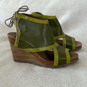 Green fly heels